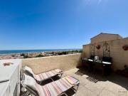 Maison 3 pièces, avec terrasse et parking, et vue mer