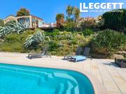 Maison avec piscine et jardin