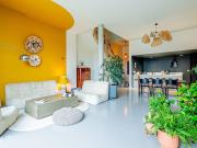 Maison avec piscine et jardin