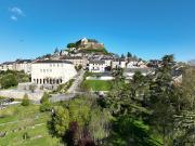 Maison 40 pièces 1 300 m²