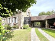 Maison avec piscine et jardin
