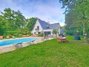 Maison avec jardin et terrasse