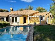 Maison 4 chambres avec piscine privative et garage 110m²...