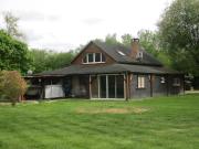 Maison 4 chambres, bord rivière, parc de 1 hectare Maison 4 chambres, bord rivière, parc de 1 hectare