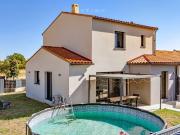 Maison 4 pièces 101 m² Maison 4 pièces 101 m²