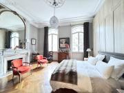 Appartement 4 pièces 153 m²