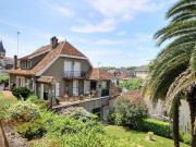 Maison 4 pièces 184 m²