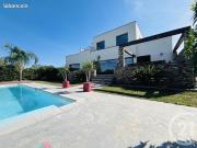 Maison 4 pièces 209 m²