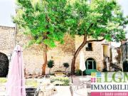 Maison 4 pièces 530 m² Maison 4 pièces 530 m²