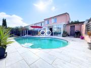 Maison 4 Pieces 95M2 Piscine Jardin Garage Et Panneaux...