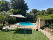 Maison 4 pièces avec piscine et parc arboré