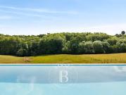 Maison avec piscine et jardin