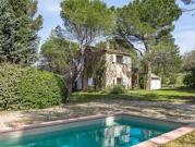 Maison avec piscine et jardin