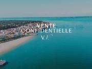 Maison en bord de mer avec jardin