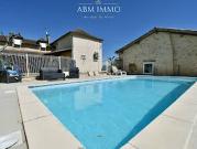 Maison avec piscine et jardin