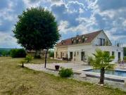 Maison avec piscine et jardin