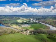 Maison avec piscine et jardin