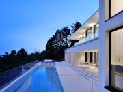 Maison avec piscine et terrasse