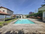 Maison 5 pièces, 120 m² à louer à Belmont d'Azergues... Maison 5 pièces, 120 m² à louer à Belmont d'Azergues...