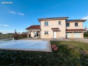 Maison 5 pièces 145 m²