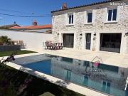 Maison 5 pièces 160 m²