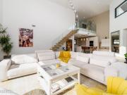 Maison 5 pièces 175 m² Maison 5 pièces 175 m²