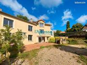 Maison 5 pièces 197 m²