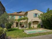 Maison 5 pièces 198 m²