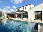 Maison 5 pièces 202 m²