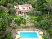 Maison 5 pièces 205 m²