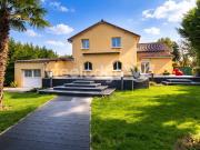 Maison 5 pièces 208 m²