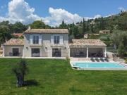 Maison 5 pièces 210 m²