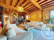 Maison 5 pièces 214 m²