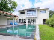 Maison 5 pièces 217 m²