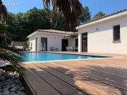 Maison 5 pièces 220 m²