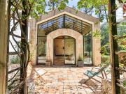 Maison 8 pièces 233 m²