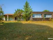 Maison 5 pièces 240 m²