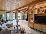 Maison 5 pièces 255 m²