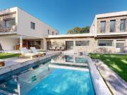 Maison 5 pièces 275 m²