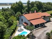 Maison 5 pièces 295 m²