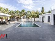 Maison 5 pièces 300 m²