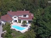 Maison 5 pièces 300 m²