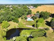 Maison 5 pièces 384 m²