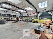 Maison 5 pièces 490 m²