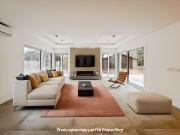 Maison 5 pièces 627 m²