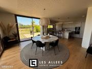 Maison 5 pièces 816 m²