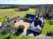 Maison 600 m2 Luynes