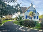 Maison en bord de mer avec jardin