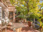 Maison en bord de mer avec jardin