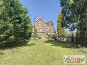 Maison 6 chambres jardin garages 59400